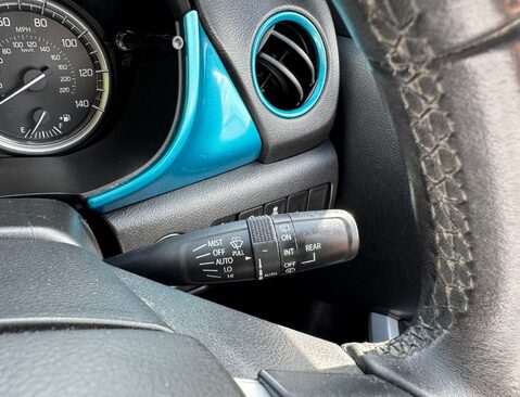 Suzuki Vitara 1.6 Vitara SZ5 DDiS Rugged Allgrip 4WD 5dr 21