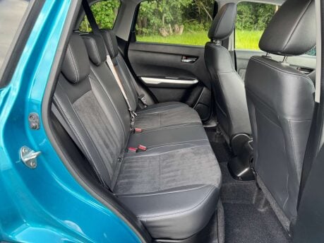 Suzuki Vitara 1.6 Vitara SZ5 DDiS Rugged Allgrip 4WD 5dr 34