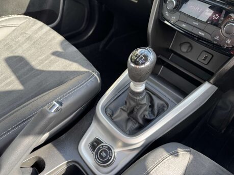 Suzuki Vitara 1.6 Vitara SZ5 DDiS Rugged Allgrip 4WD 5dr 28