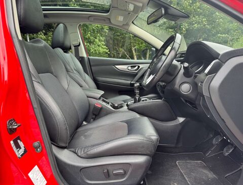 Nissan Qashqai 1.5 Qashqai Tekna dCi 5dr 13
