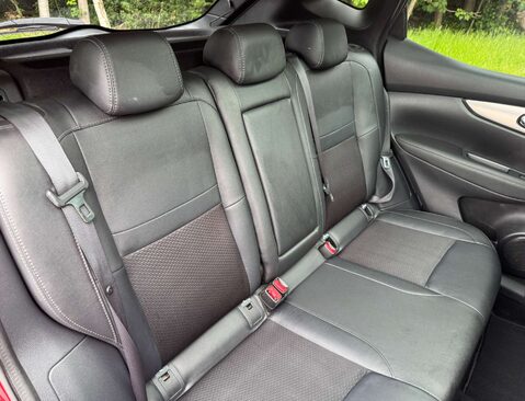 Nissan Qashqai 1.5 Qashqai Tekna dCi 5dr 31