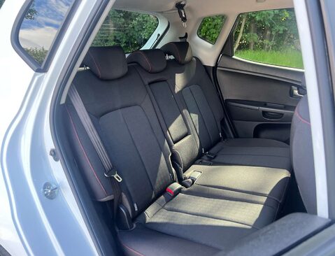 Kia Venga 1.4 Venga SR7 ISG 5dr 19