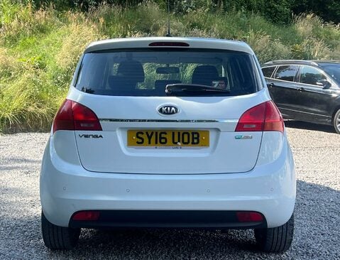 Kia Venga 1.4 Venga SR7 ISG 5dr 4