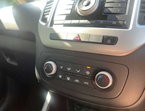 Kia Venga 1.4 Venga SR7 ISG 5dr 32