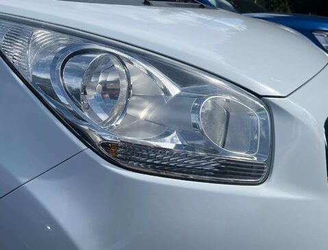Kia Venga 1.4 Venga SR7 ISG 5dr 11