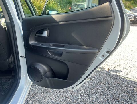 Kia Venga 1.4 Venga SR7 ISG 5dr 17