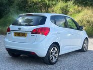 Kia Venga 1.4 Venga SR7 ISG 5dr 3