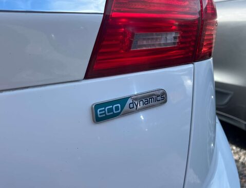 Kia Venga 1.4 Venga SR7 ISG 5dr 13