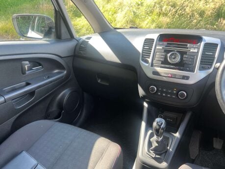 Kia Venga 1.4 Venga SR7 ISG 5dr 26