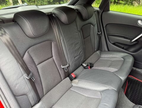 Audi A1 2.0 A1 Sportback TDI Black Edition 5dr 31
