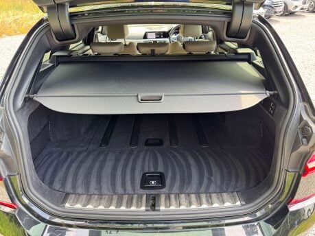 BMW 3 Series 2.0 330I M Sport Auto 5dr 6