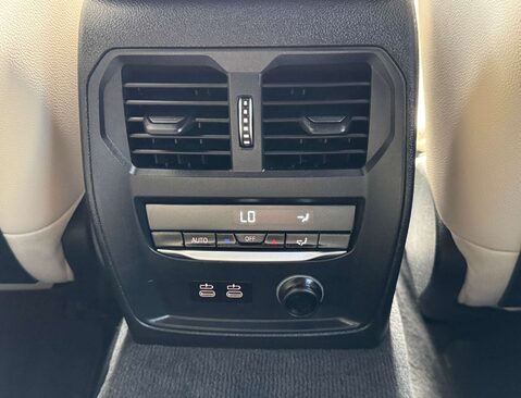BMW 3 Series 2.0 330I M Sport Auto 5dr 39