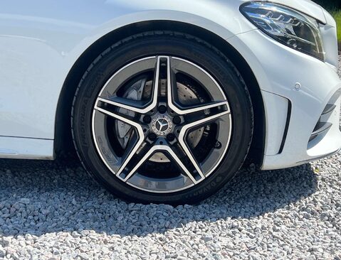 Mercedes-Benz C Class 2.0 C 220 AMG Line D Auto 4dr 9