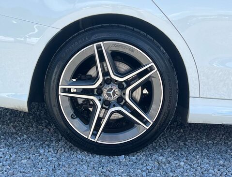 Mercedes-Benz C Class 2.0 C 220 AMG Line D Auto 4dr 10