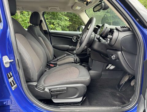 Mini Hatch 1.5 Cooper 5dr 13