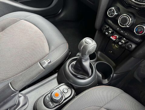 Mini Hatch 1.5 Cooper 5dr 24