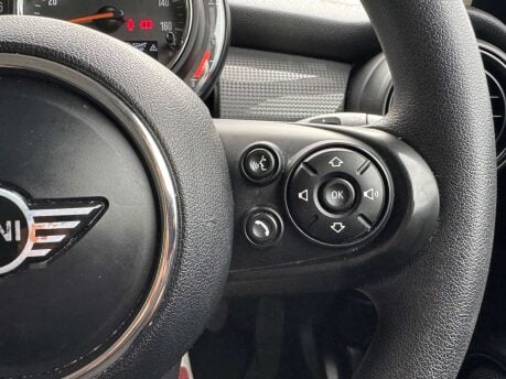 Mini Hatch 1.5 Cooper 5dr 19