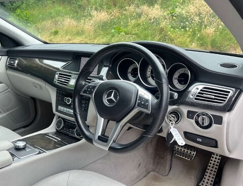 Mercedes-Benz CLS 2.1 CLS250 CDi AMG BlueEfficiency Sport Auto 4dr 10