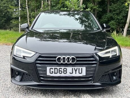 Audi A4 2.0 A4 Black Edition 40 TFSI Semi-Auto 4dr 6