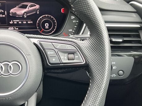 Audi A4 2.0 A4 Black Edition 40 TFSI Semi-Auto 4dr 31