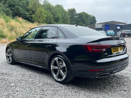 Audi A4 2.0 A4 Black Edition 40 TFSI Semi-Auto 4dr 5