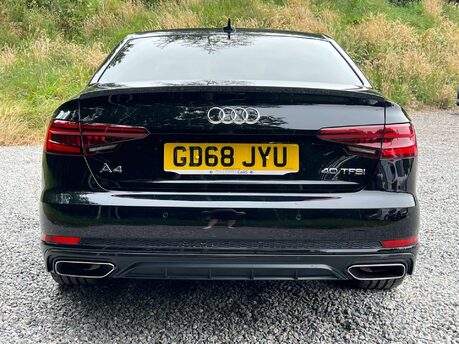 Audi A4 2.0 A4 Black Edition 40 TFSI Semi-Auto 4dr
