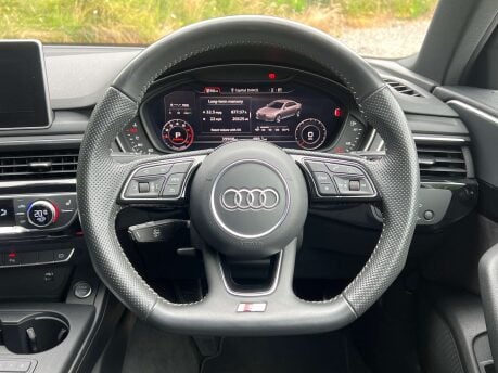 Audi A4 2.0 A4 Black Edition 40 TFSI Semi-Auto 4dr 29