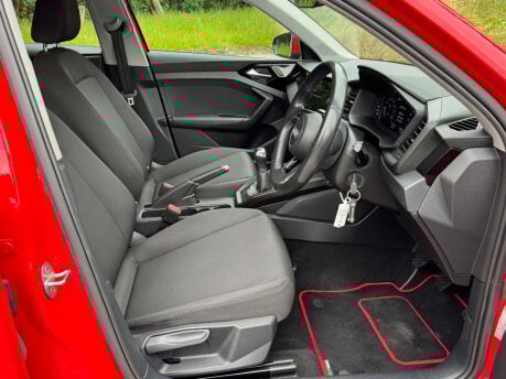 Audi A1 1.0 A1 Sportback 30 TFSI SE 5dr 19
