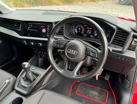 Audi A1 1.0 A1 Sportback 30 TFSI SE 5dr 23