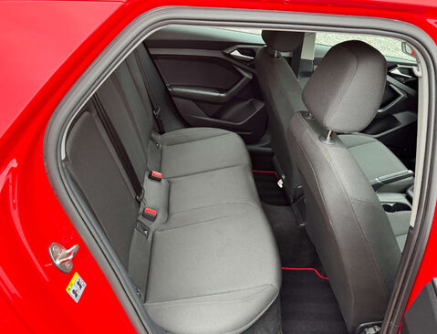 Audi A1 1.0 A1 Sportback 30 TFSI SE 5dr 18