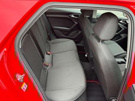 Audi A1 1.0 A1 Sportback 30 TFSI SE 5dr 18