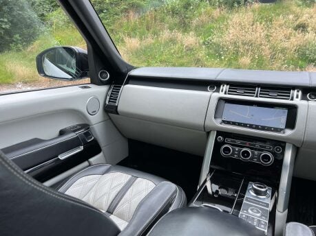 Land Rover Range Rover 4.4 Range Rover Overfinch Autobiography SDV8 Auto 4WD 5dr 42