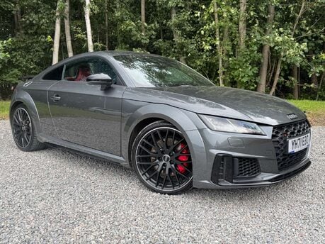Audi TT 2.0 TTS Black Edition TFSI Quattro Semi-Auto 4WD 3dr