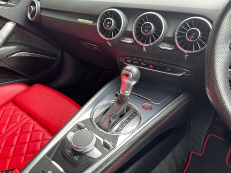 Audi TT 2.0 TTS Black Edition TFSI Quattro Semi-Auto 4WD 3dr 31