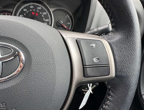 Toyota Yaris 1.0 Yaris Icon VVT-I 5dr 19