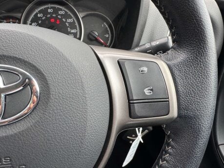 Toyota Yaris 1.0 Yaris Icon VVT-I 5dr 19