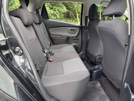 Toyota Yaris 1.0 Yaris Icon VVT-I 5dr 31