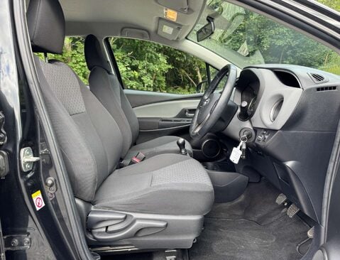 Toyota Yaris 1.0 Yaris Icon VVT-I 5dr 13