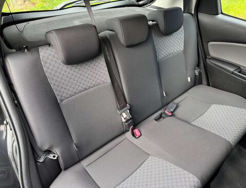 Toyota Yaris 1.0 Yaris Icon VVT-I 5dr 30