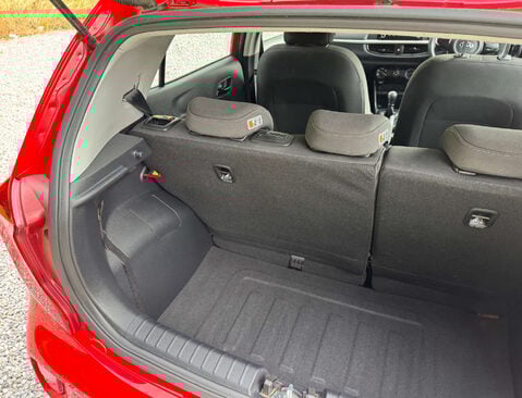 Kia Picanto 1.0 Picanto 1 5dr 9