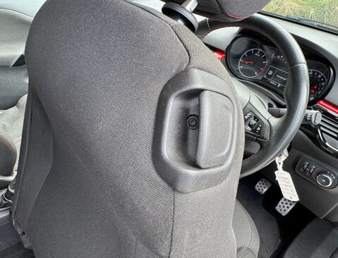 Vauxhall Corsa 1.4 Corsa Sport 3dr 28