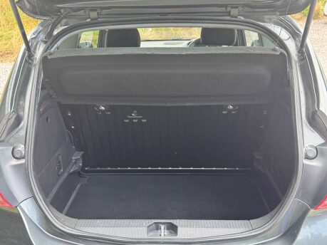Vauxhall Corsa 1.4 Corsa Sport 3dr 6