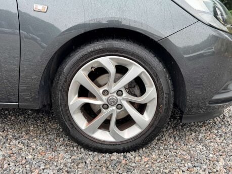 Vauxhall Corsa 1.4 Corsa Sport 3dr 9