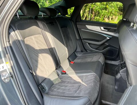Audi A6 2.0 A6 Black Edition 40 TDI Semi-Auto 4dr 16
