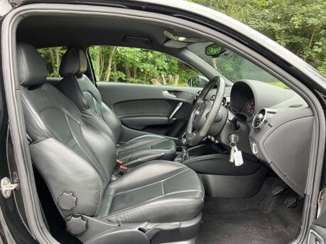 Audi A1 1.2 A1 S Line Style Edition TFSI 3dr 19