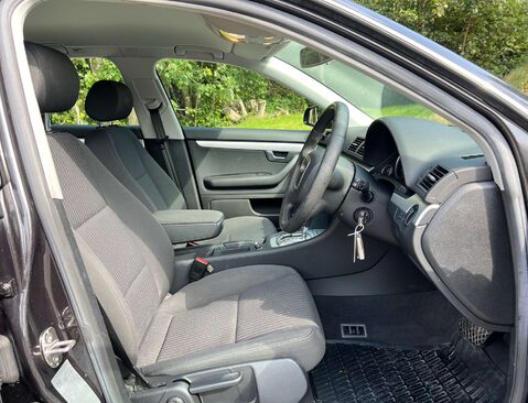 Audi A4 2.0 A4 Avant SE TDI Auto 5dr 9