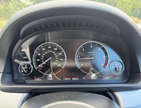 BMW 5 Series 2.0 520d M Sport Auto 5dr 14