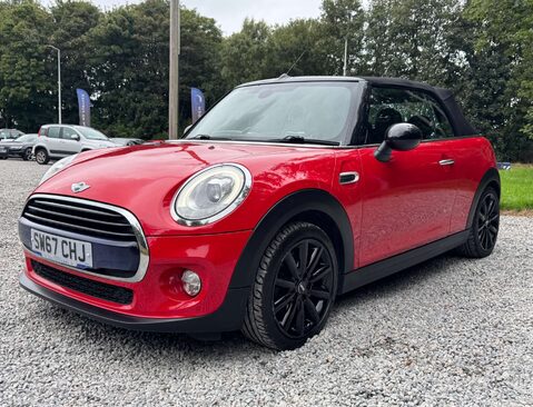 Mini Convertible 1.5 Cooper 2dr 17
