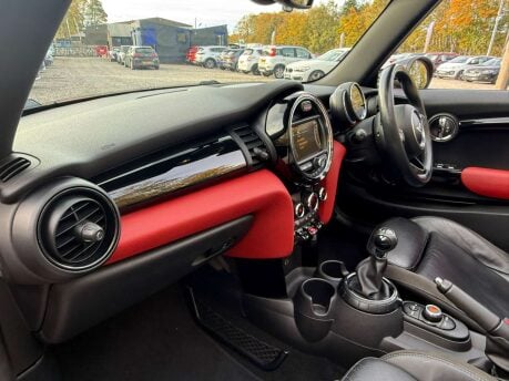 Mini Convertible 1.5 Cooper 2dr 38