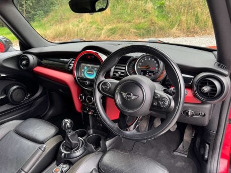 Mini Convertible 1.5 Cooper 2dr 23
